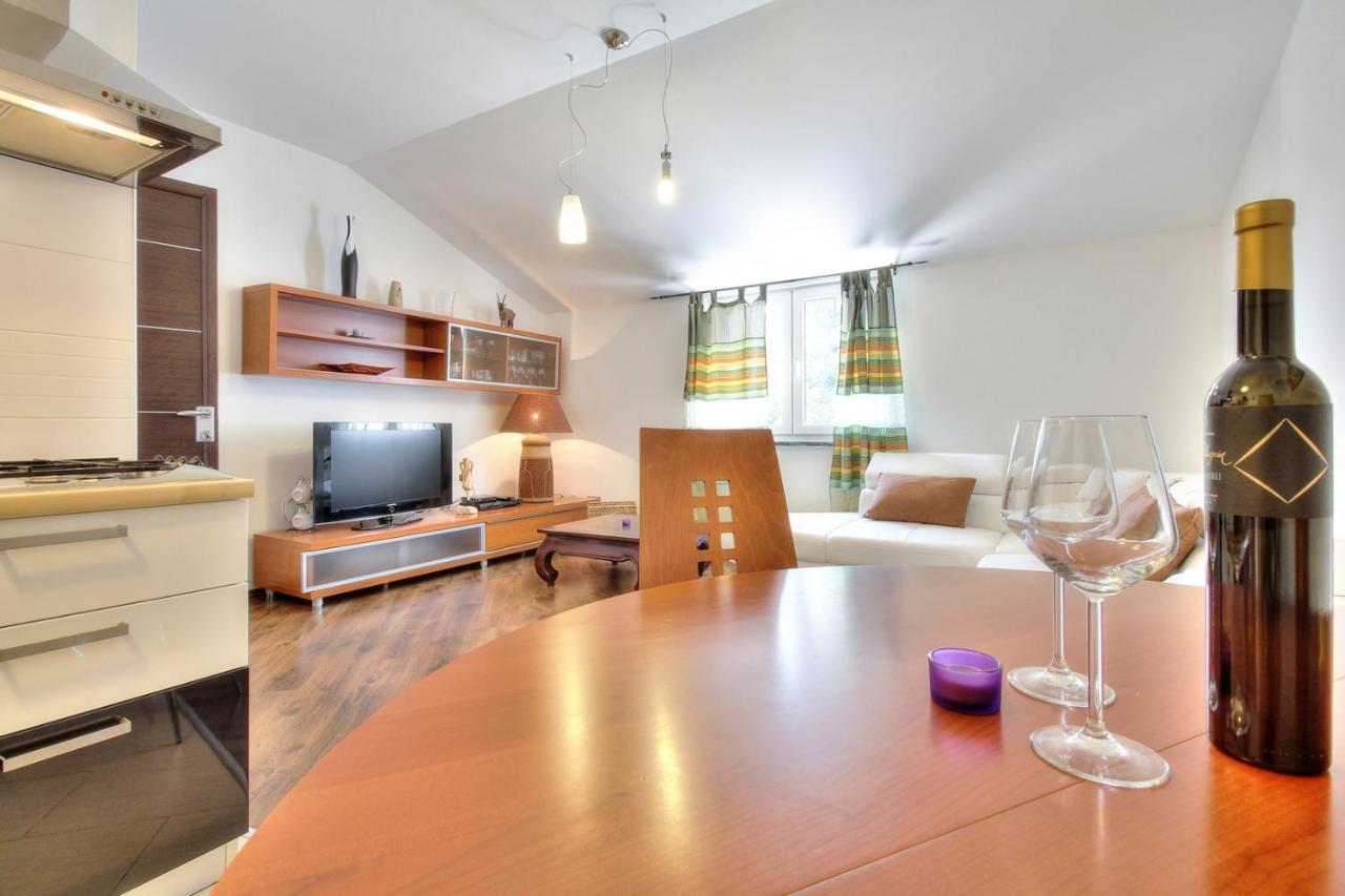 Apartments Suzy 우마그 외부 사진